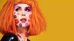 KAT VON D BEAUTY LANCIA 40 NUOVI ROSSETTI VEGAN #STUDDEDKISS