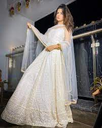 Image May Contain One Or More People And People Standing Indian Fashion Dresses Pakistani Dresses Gowns Dresses