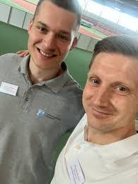 Jennifer Pless's Instagram, Twitter & Facebook