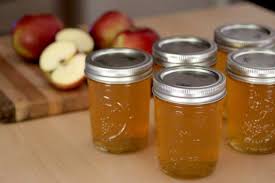 La Meilleure Recette De Gelee De Pommes Sans Pectine Jelly Recipes Apple Jelly Canning Recipes