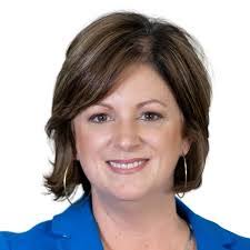 Donna Rayburn's Instagram, Twitter & Facebook