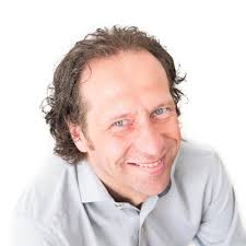 ᴿᵒⁿ ᴱʳⁱⁿᵍᵃ (@roneringa)