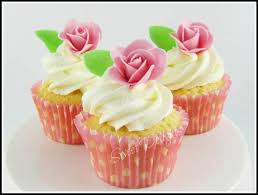 Every mom will appreciate one of these scrumptious cake designs, whether it's a chocolate meringue layer cake, a delicious. Mothers Day Cupcake Ideas 50 Cool Decorating Ideas