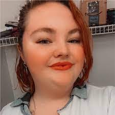 Heather Beshears's Instagram, Twitter & Facebook