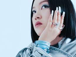 Jillian Steele has “No Expectations” in her glowing new single