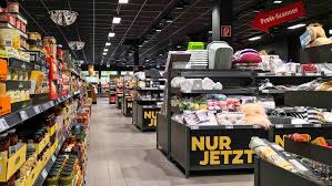 Das verdanken sie sowohl ihrer cleveren werbung als auch ihren hochwertigen produkten. Neues Logo Neues Ladendesign Hat Netto Mit Hund Noch Genugend Biss Fur Die Revierverteidigung Supermarktblog