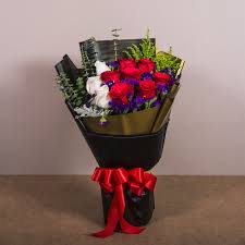 Kota bharu, kelantan's capital and malaysia's very own 'newcastle', is an islamic city with a large malay population. Flower Chimp Menerima Pelaburan Berjumlah Rm 6 Juta Berikutan Prestasi Cemerlang Husniey Husain