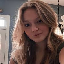 Lily Schroeder's Instagram, Twitter & Facebook