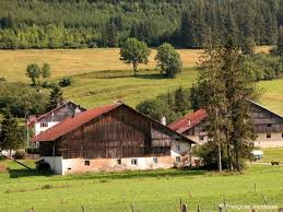 Fermes Comtoises A Grandfontaine Fournets Franche Comte France Franche Comte Bourgogne Franche Comte Comtoise
