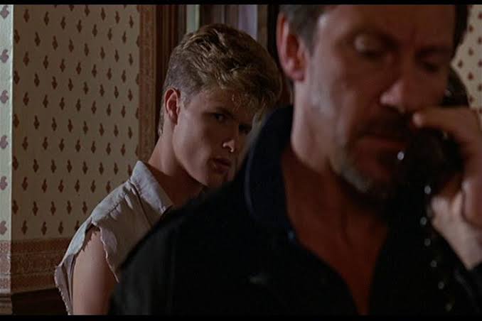 Two Evil Eyes (1990) - IMDb