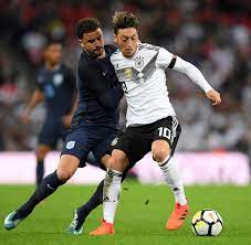 Fussball ist die sportart nummer 1 und somit auch in unserem verzeichnis der vereine am grössten und populärsten. Fussball Landerspiel Deutschland Vergibt In England Zu Viele Chancen Welt