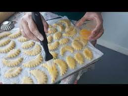 Gateau Au Citron Tres Tendre Et Rapide Youtube Gateau Au Citron Recette De Biscuits Au Citron Gateau