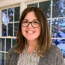 Amy Ash's Instagram, Twitter & Facebook