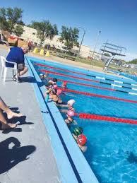 After graduating from the the leça swimming pool complex consists of changing rooms, a café and two swimming pools. Swim Team Pitches In To Ready City Pool The Glasgow Courier