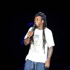 Lil Wayne'S Colorful Stage Outfit At The College Football Playoff Halftime  Show Confuses Fans