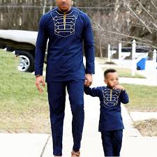 Style bazin homme est une application qui vous donne beaucoup d'idées en voyant les photos de la galerie à proposer à votre styliste pour une confection de tenue.vous. Wholesale Men African Suit Buy Cheap In Bulk From China Suppliers With Coupon Dhgate Com