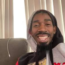 Emmanuel Mitchell (@emitchtheartist) • Instagram photos and videos