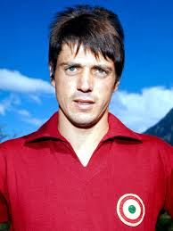 Il forte mediano Claudio Maselli Tra i mediani bravi, in particolare degli  anni 70, Claudio Maselli occupa un posto di rilievo. Romano e cresciuto  nell'Almas Roma, a nemmeno 19 anni esordì in