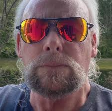 Bertha don't you come around here anymore 🗣️🎙️ "One of the Grateful  Dead's most consistently played songs from 1971 to 1995, this was one of  the handful of songs for which the