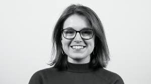 Anna Huff's Instagram, Twitter & Facebook