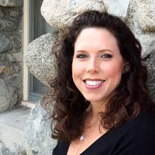 Kerri Abernathy's Instagram, Twitter & Facebook