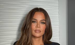 Khloé Kardashian viaja ao México para terapia com células-tronco e comenta efeitos antienvelhecimento; veja detalhes