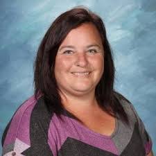 Michelle Loos's Instagram, Twitter & Facebook