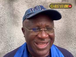 🔵⚪ Dr Ella Berthelot, ancien Secrétaire Général de l'Aigle Royal du Moungo  : , « Les joueurs de l'Aigle Royal ont donné tout ce qu'ils pouvaient  donner [...] L'arbitre a pratiquement accompagné ...