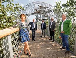 Vor den toren berlins entstanden vor über 100 jahren die beelitzer heilstätten. Funf Jahre Baum Zeit Baumkronenpfad In Beelitz Heilstatten Zauche 365