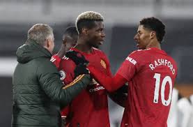 Manchester united went six points clear of liverpool at the top of the premier league after they defeated fulham and liverpool suffered a shock defeat at home to burnley. Man Utd Predicted Xi Vs Liverpool Footballfancast Com