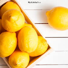 Les 3 Pouvoirs Du Jus De Citron Jus De Citron Citron Bienfait Des Fruits