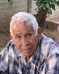 Shelby Lopez's Instagram, Twitter & Facebook