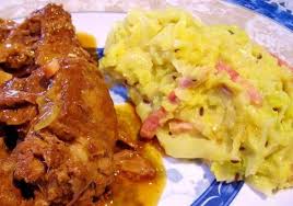 Das Perfekte Rahm Wirsing Wie Die Oma Ihn Machte Rezept Mit Einfacher Schritt Fur Schritt Anleitung Vorbereitung Den Stru Rezepte Wirsing Rahmwirsing Rezept