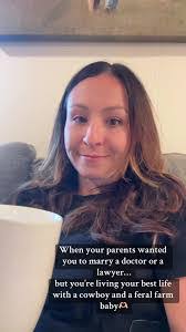 Kayla Vann's Instagram, Twitter & Facebook