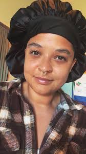 Currently taking boyfriend applications, little bit about me, I am a  Dedicated healthcare professional that is consistently balancing work and  life with a passion for rollerblading and spending quality time with loved