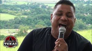 Daniel Quirino's Instagram, Twitter & Facebook