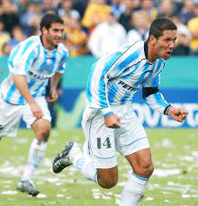 Simeone se volvió a consagrar como entrenador y llegó a la decena. Feliz Cumple Cholo Simeone Racingmaniacos
