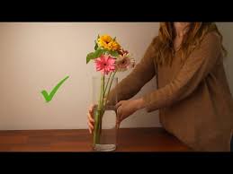 Resendiz brothers provides an amazing assortment of proteaceae that enhances this 'under the sea' themed arrangement! How To Arrange Flowers In A Vase Youtube