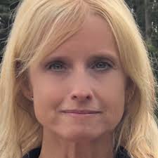 Sandy McPhee, Lawyer in Mount Vernon, Washington