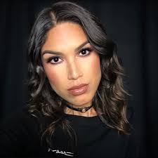 Wanda Clemons's Instagram, Twitter & Facebook