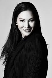 Pissara Umavijani The Founder Of Parfums Dusita Paris Who Is Very Passionate In Creating Perfumes Parfume Perfume Brands Niche Perfume