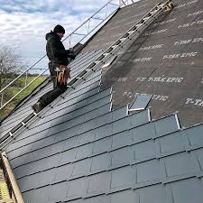 Prefa Dachraute In Schweden Von Abbleckochplat Prefa Starkwieeinstier Aludach Aluroof Spengler Handwerk Cl Dach Dachsysteme Hausverkleidung