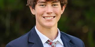 Jana Pratt's Instagram, Twitter & Facebook