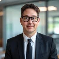 80+ "Lance" profiles