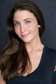 My beautiful niece, Sarah cheerleading cabinet top of her class and she's  gonna take her over the world or just use her her mind and her Beauty love  you, niece🤩