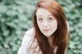 Abigail Graves's Instagram, Twitter & Facebook