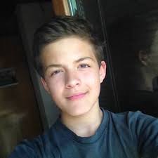 Roman Dvořáček (@romanovytweety)