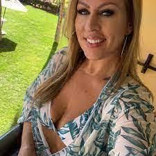 Tiffany Caputo's Instagram, Twitter & Facebook