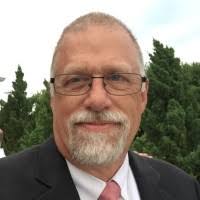 1300+ profilů „Houdek“