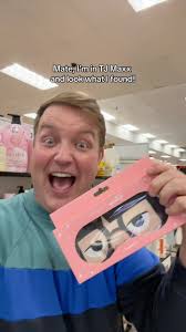 Edna Mode Eye Mask!, #disney #ednamode #funnyreels #disneyreels  #mrthomasenglish